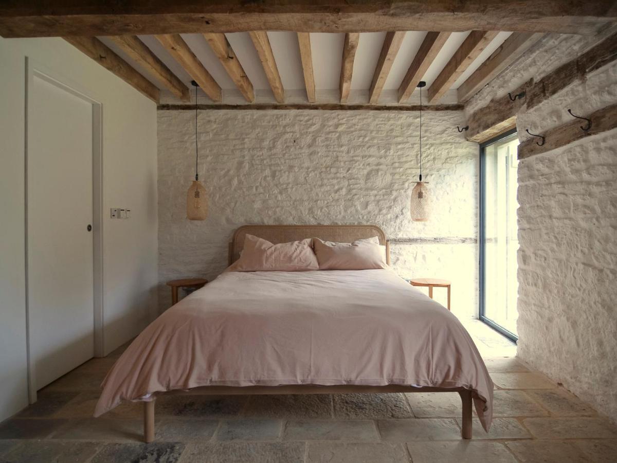 Holiday home High Cogges Farm - The Granary